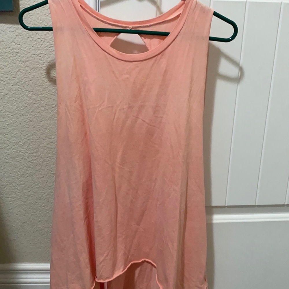 OBEY TOP NWOT